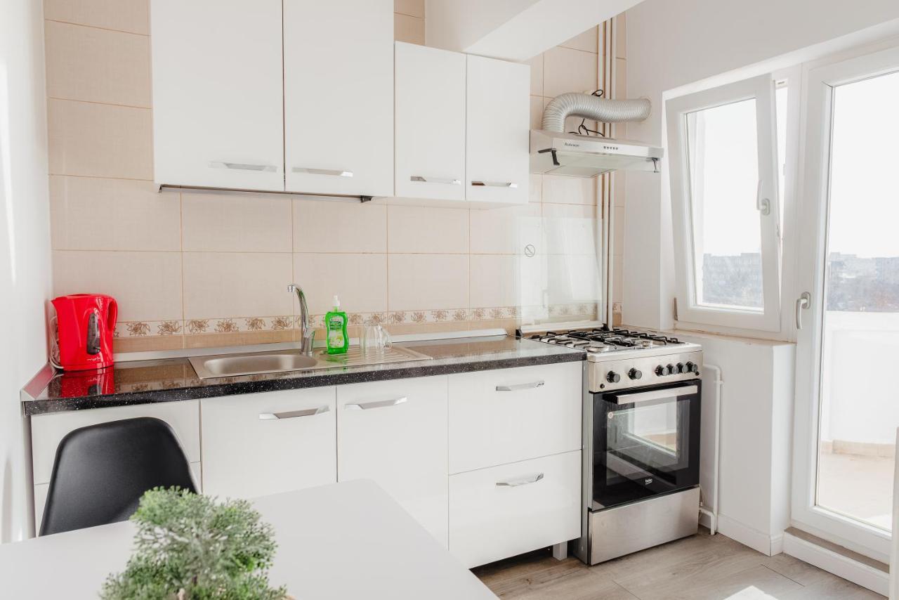 Apartament 2 Camere, Decomandat, In Zona Centrala 부쿠레슈티 외부 사진